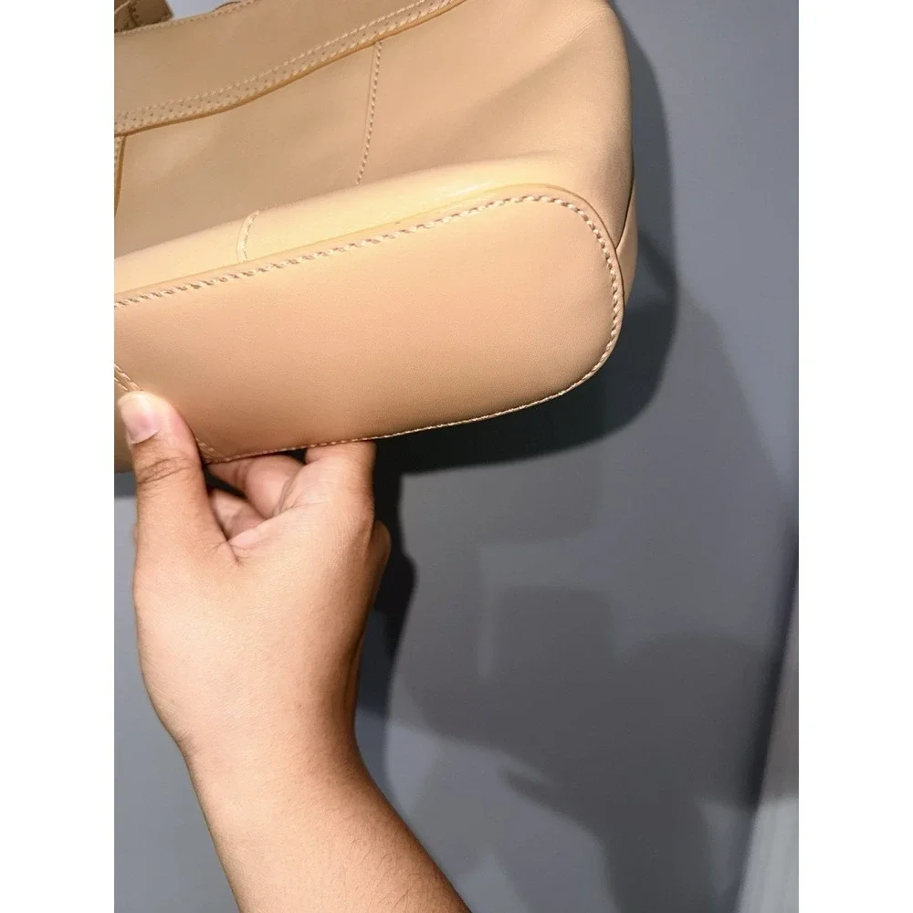 Kate‎ Spade New York Tan Leather Hobo Purse Tassel Y2K V